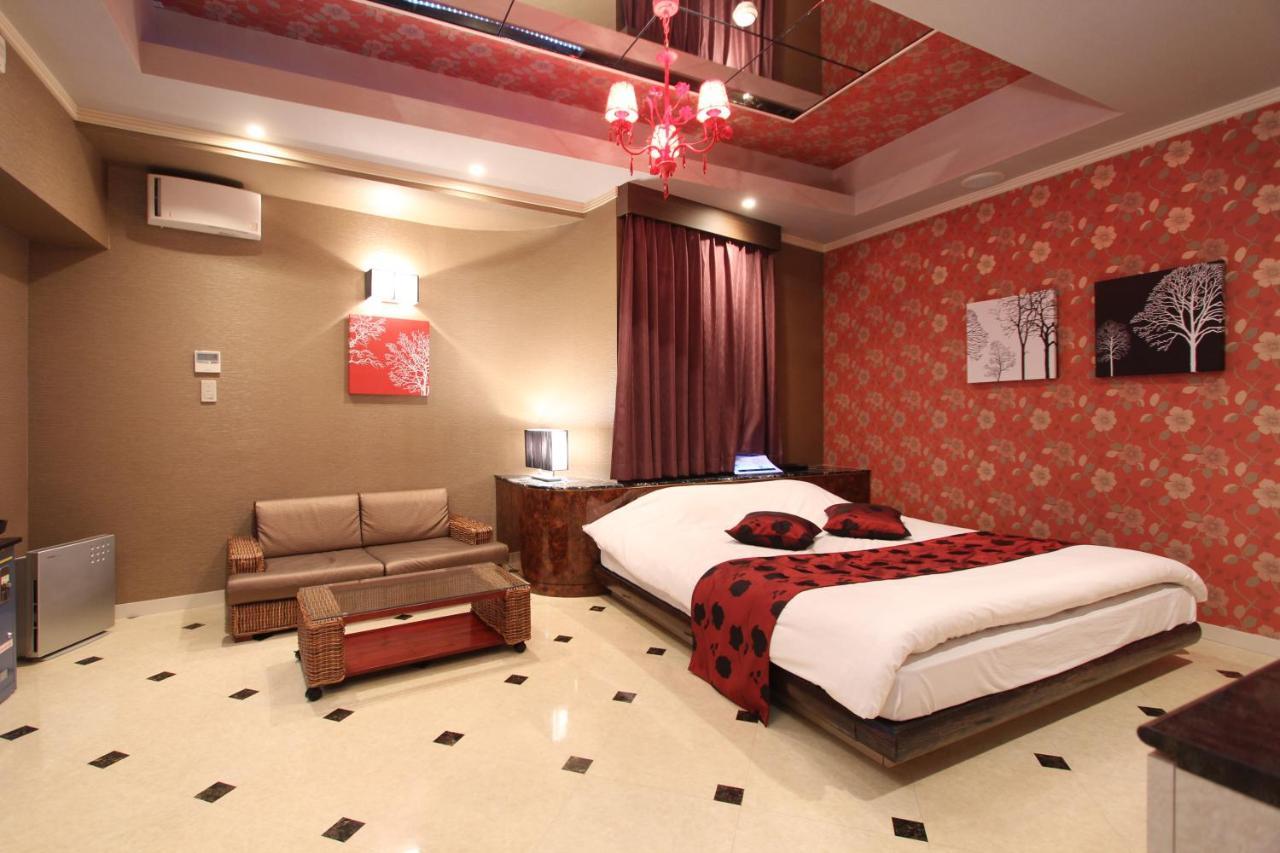 Hotel K-Wave R (Adults Only) Koshigaya Exterior photo